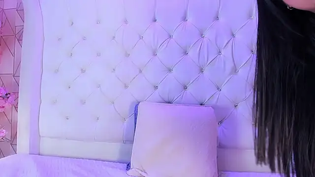 Victoriacooper1 webcam