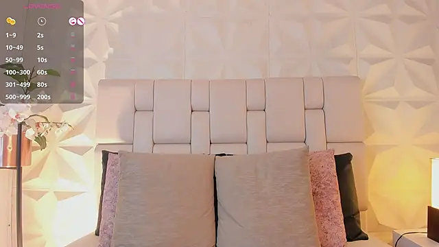 scarlettadams__ webcam