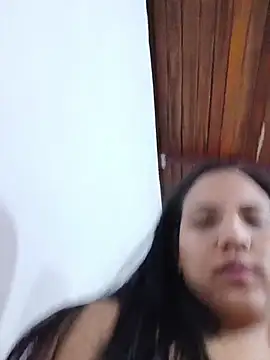 Freyja_BrattyDom webcam