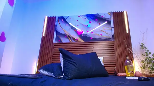 Celeste_hot_08 webcam