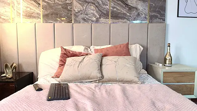 Scarlett_Bellmont webcam