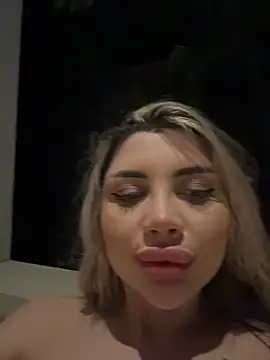 Monique_Celeste webcam