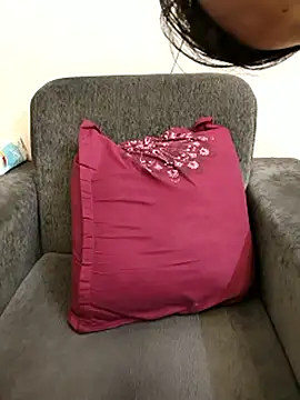 Webcam Model (beby_girLL)  is live.Free join now!