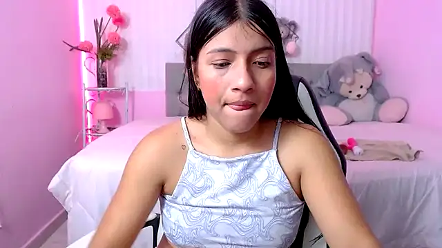 zara_cute webcam