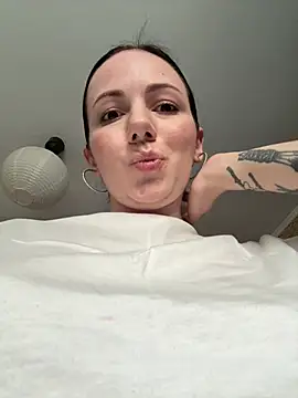 naughty_lucifer webcam