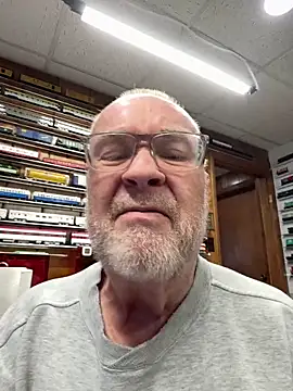 jcaspen (M grandpa) - 10000 token for medical bill