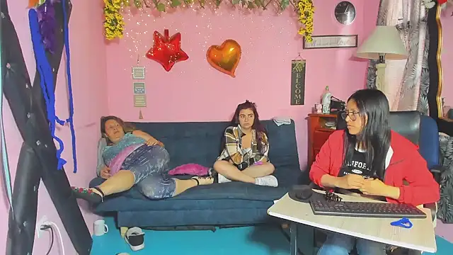 lesbiancuple live sex cam