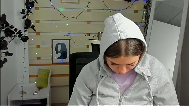 Josephine_Kiss webcam