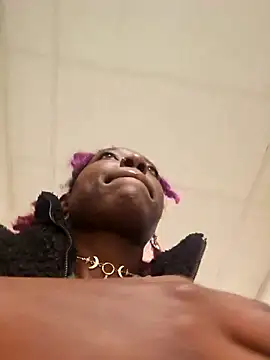 oliviaprettypussy webcam