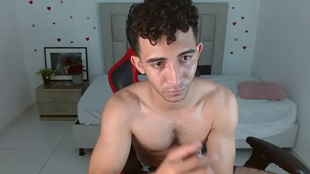 caius_fox (M young) - cum public