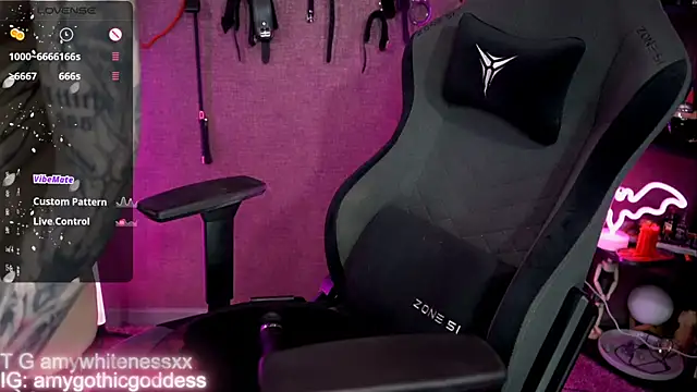 amywhitenessxx webcam