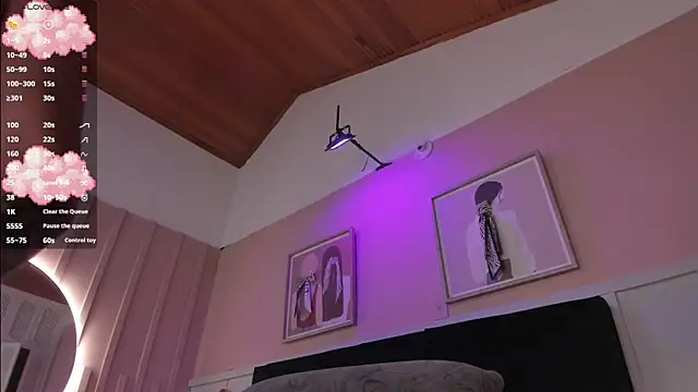 elodie_walker webcam