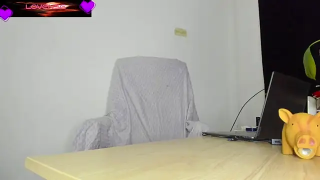 VioletParkker webcam