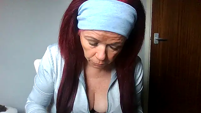 Forbidden-Irish-x webcam