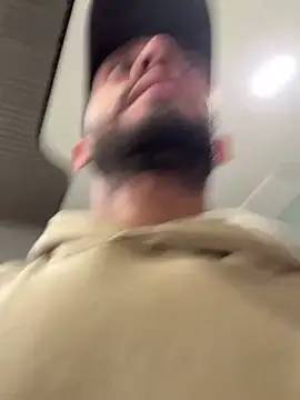 Elferjuan1310 webcam