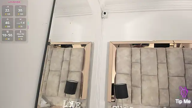 Titan_Moreno_ webcam