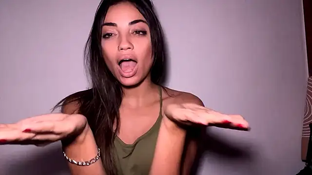 MarlysZlotnick webcam