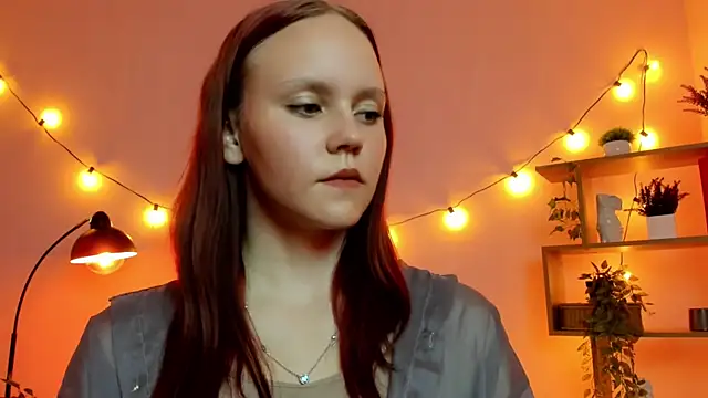 CharlaFenbert webcam