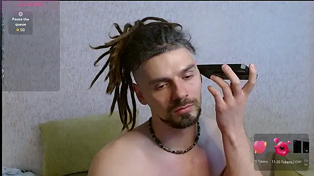 Aestheticguy101 webcam