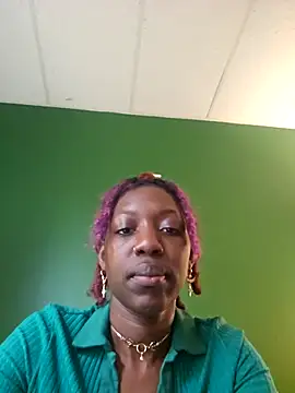 oliviaprettypussy webcam