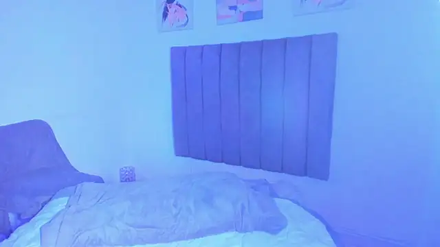 Roxanedewalle webcam