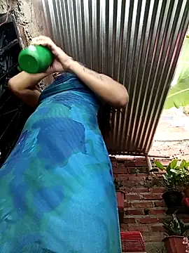 rous-squir - Rous-squir's free webcam - UK Sex Cams