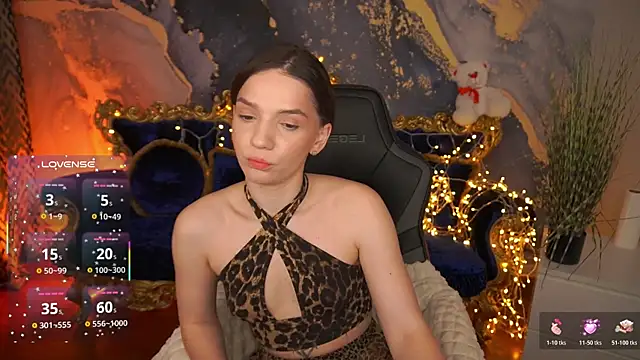 MirielleNymph webcam