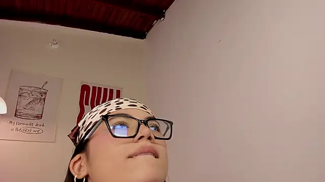 MarianaaDooll webcam