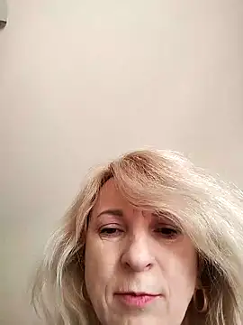 AhlyssaLove1155 webcam