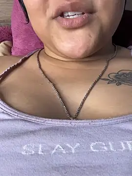 live on webcam HotNeha08