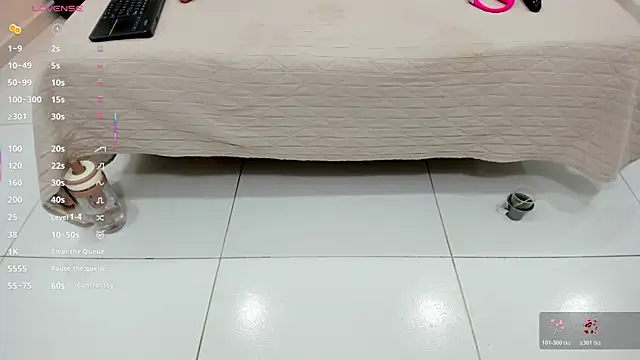 martina_ayala webcam