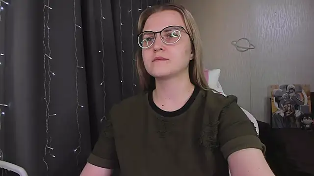 MissBrightShine webcam