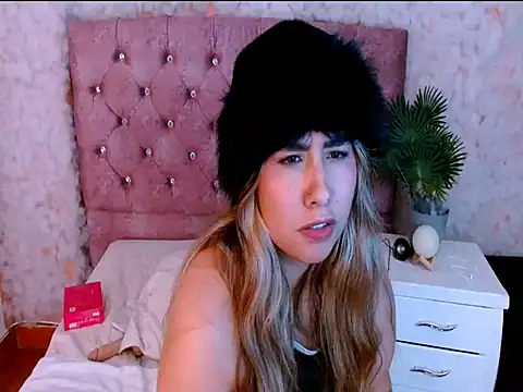 Sofiazaf_ webcam
