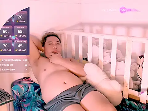 hardking_69 - Hardking_69's free webcam - UK Sex Cams