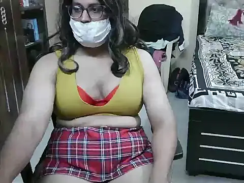 miniSissySlut1 webcam