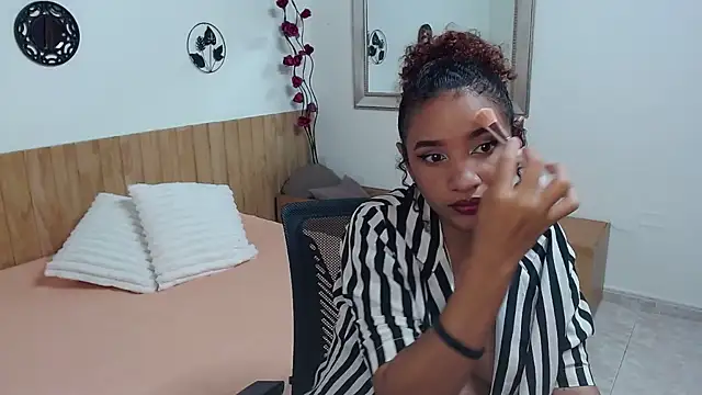 Alice_Grinnerk webcam