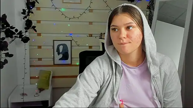 Josephine_Kiss webcam