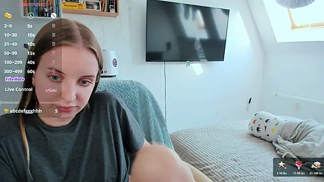 violet_blue_eyes webcam