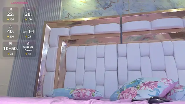 hornybarelylegalgirl webcam