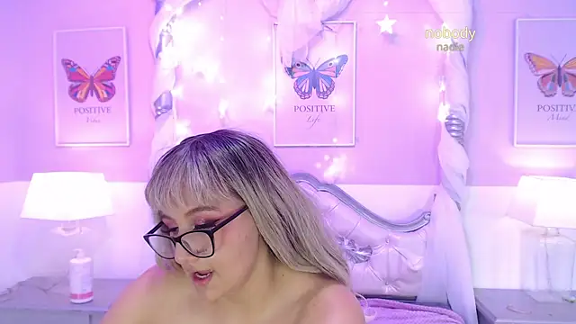 Oriana_Larsson webcam