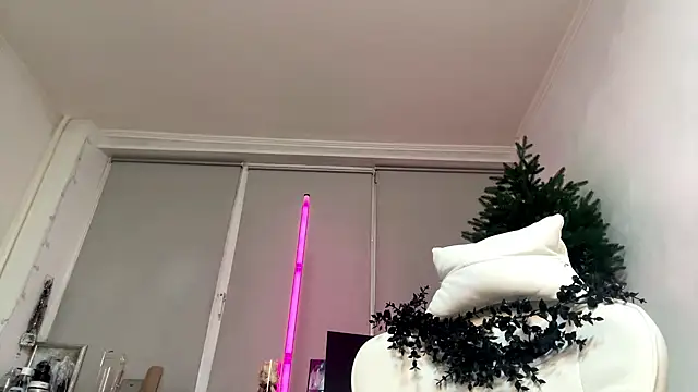 KizzieSherbert webcam