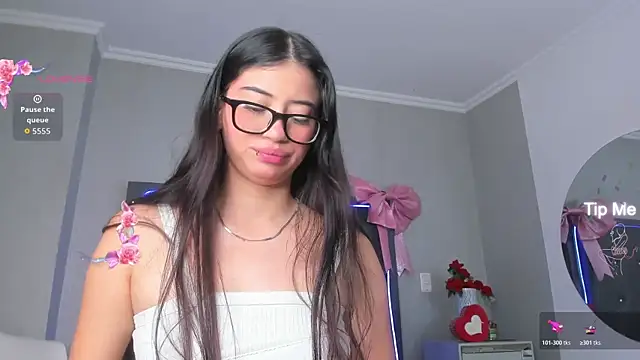 mia_gomez7 webcam