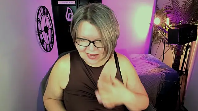 shannonshine - Shannonshine's free webcam - UK Sex Cams