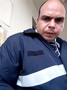 camilo-31ri (Ask my age) - Tocandome en el trabajo a escondidas