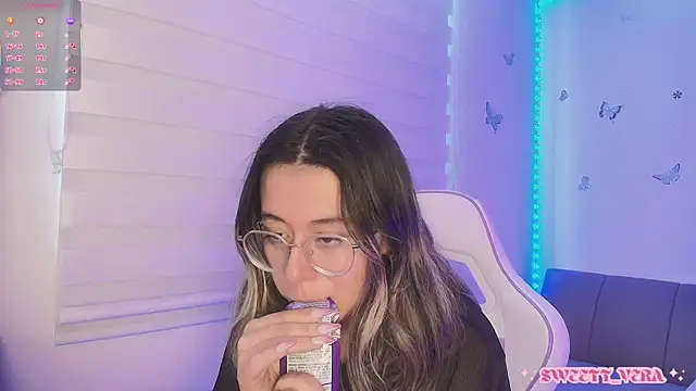 sweettvera webcam