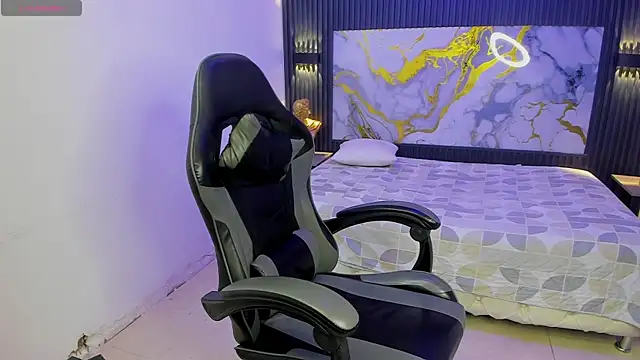 Dark_Desiree18 webcam