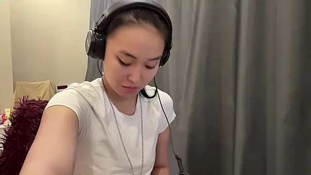 sinagervasi - SinaGervasi's free webcam