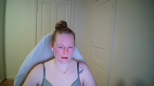 Girlnina-1995 webcam