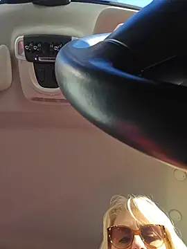 Nathotsexy1's Stripchat show and profile