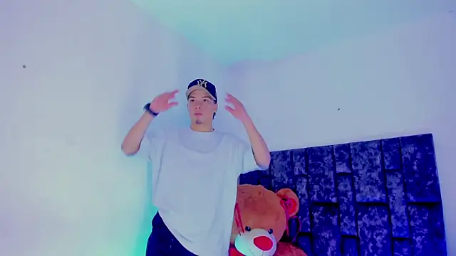 angels_trans_23x webcam